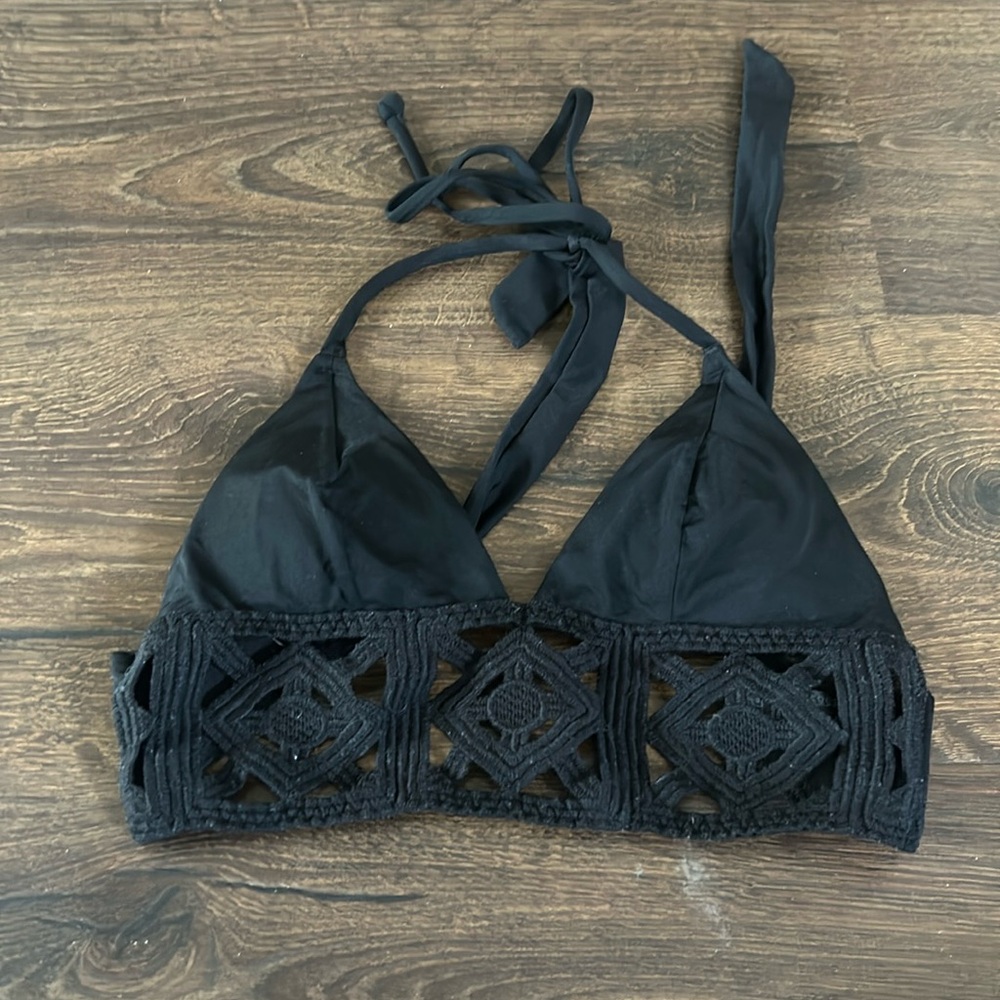 black distilled bathing suit top